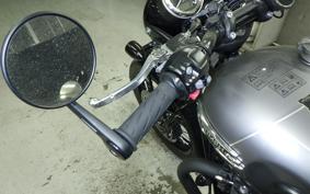 TRIUMPH BONNEVILLE T120 2025