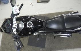 SUZUKI GSR250