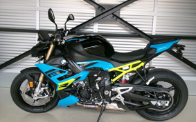 BMW S1000R 2025 0P31