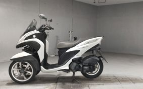 YAMAHA TRICITY 125 SE82J