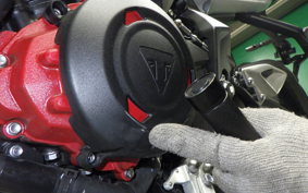 TRIUMPH STREET TRIPLE R 2024