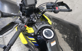 SUZUKI STROM 250 DS12E