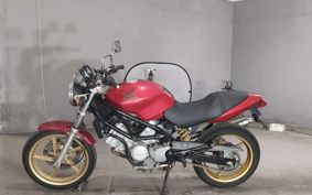 HONDA VTR 250 MC33