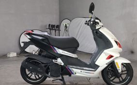 PEUGEOT SPEEDFIGHT 125 ..