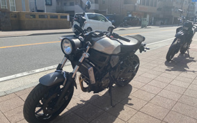 YAMAHA XSR700 2018 RM22J