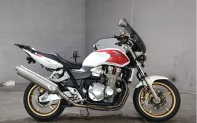 HONDA CB1300SF SUPER FOUR SC54