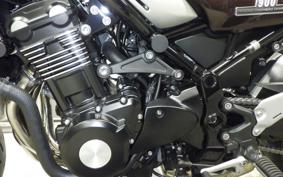 KAWASAKI Z900RS 2025 ZR900K