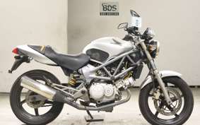 HONDA VTR 250 MC33