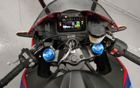 HONDA CBR600RR PC40