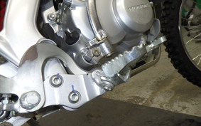 HONDA CRF125F JE03