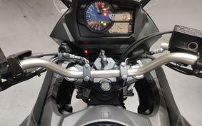 SUZUKI DL650 ( V-Strom 650 ) 2024 C733M