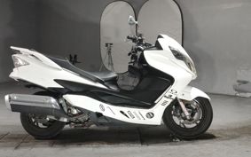 SUZUKI SKYWAVE 250M CJ45A