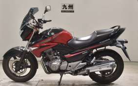 SUZUKI GSR250 2024