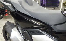 HONDA X-ADV 750 2026 RH21