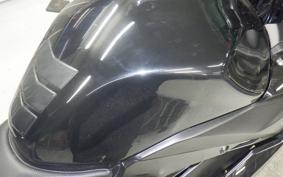 SUZUKI GSX250RA