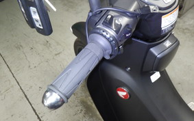 HONDA C125 SUPER CUB JA58