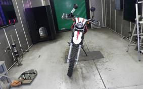 YAMAHA SEROW 250 Gen.2 2024 DG17J