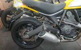 DUCATI SCRAMBLER ICON 2015 K102