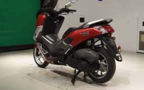 YAMAHA N-MAX 2025 SE86J