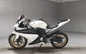 YAMAHA YZF-R125 RE06