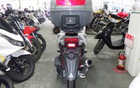 YAMAHA TRICITY 125 SE82J