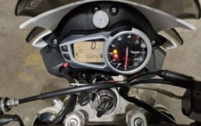 TRIUMPH STREET TRIPLE 2013 TTL116