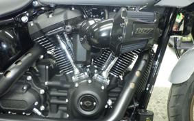 HARLEY FXLRST1920 2025