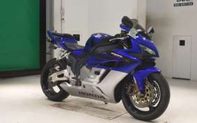 HONDA CBR1000RR 2005 SC57
