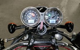 TRIUMPH TRIUMPH BONNEVILLE T100 DAD70G