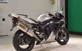 YAMAHA YZF-R1 2003