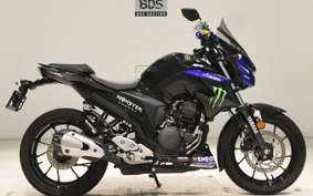 YAMAHA FZ25