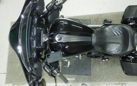 HARLEY FLHXSE 1800CVO 2015