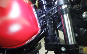 MOTO GUZZI V7ストーン 2023