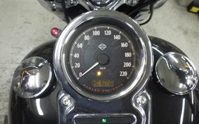 HARLEY FLD 1580 2012
