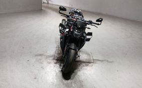BMW M1000R 2025 0E81