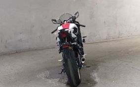 YAMAHA YZF-R7 2022 RM39J