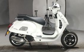 VESPA GTS150SUPER M4590