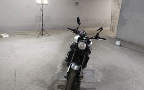 YAMAHA XSR900 RN46J