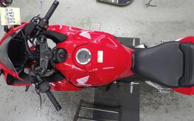 HONDA CBR650R E-Clutch 2026 RH17