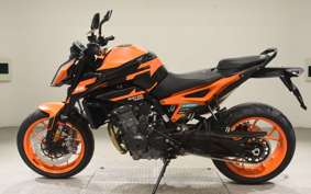 KTM 890 DUKE GP