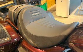 HARLEY  HARLEY FLHXSE CVO 2025 PX6