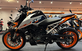 KTM 125 DUKE JPA40