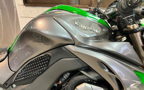 KAWASAKI Z1000 2014 ZRT00F