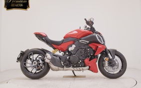 DUCATI DIAVEL V4 2026