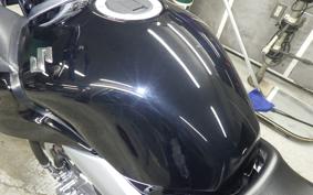 SUZUKI GSR250S