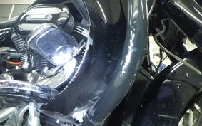 HARLEY FLHXSE 1800CVO 2015