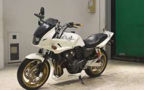 HONDA CB400 SUPER BOLDOR VTEC 2011 NC42