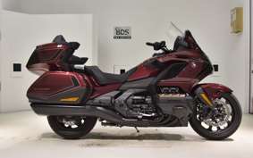 HONDA GL 1800 GOLD WING TOUR DCT 2025 SC79