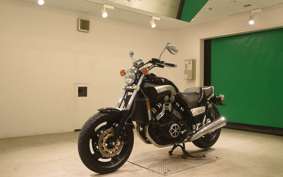 YAMAHA VMAX 2000 3UF