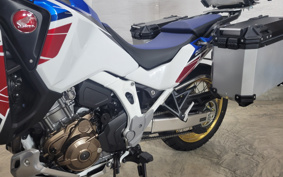 HONDA CRF1100L AFRICA TWIN Adventure DCT ES 2022 SD10